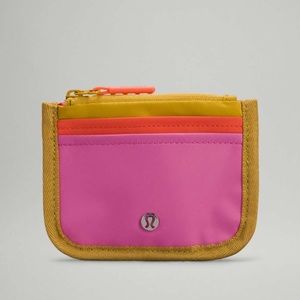 Lululemon True Identity Card Case